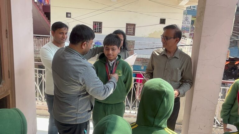 cce85bf7 4cbd 4f9b 973c cf5eb6141542